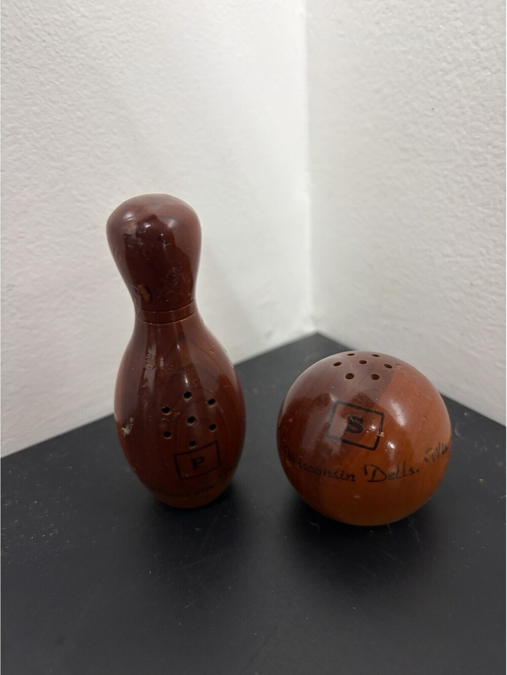 Vtg Wooden Bowling Ball & Pin Salt & Pepper Shakers- Souvenir Wisconsin Dells WI